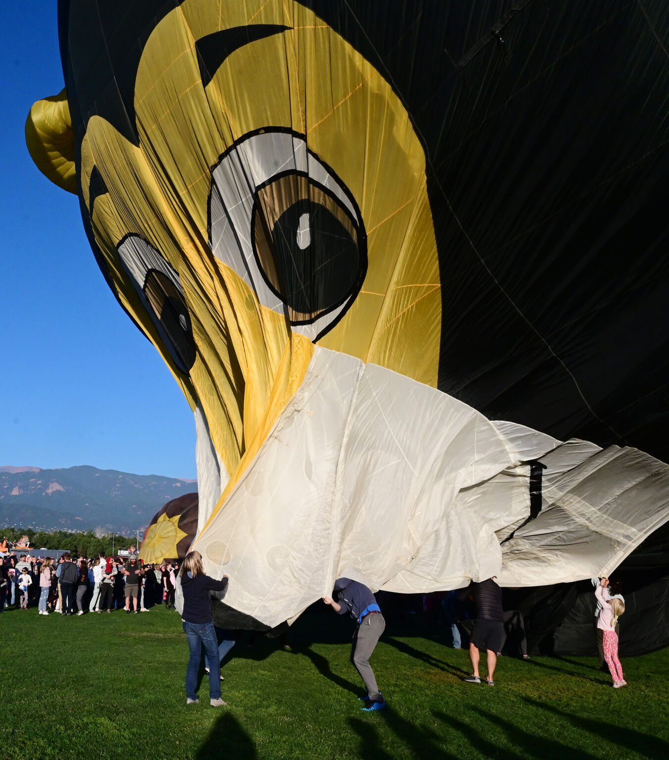 090721-news-balloons 17.JPG